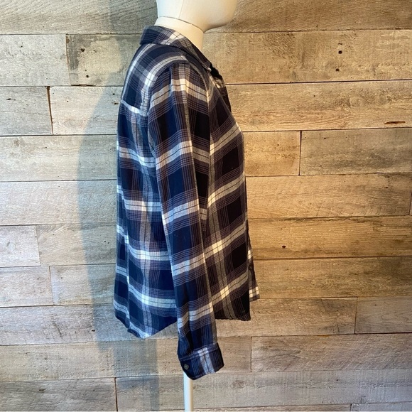 Abercrombie &  Fitch women’s blue plaid button up shirt in size small - Picture 4 of 8